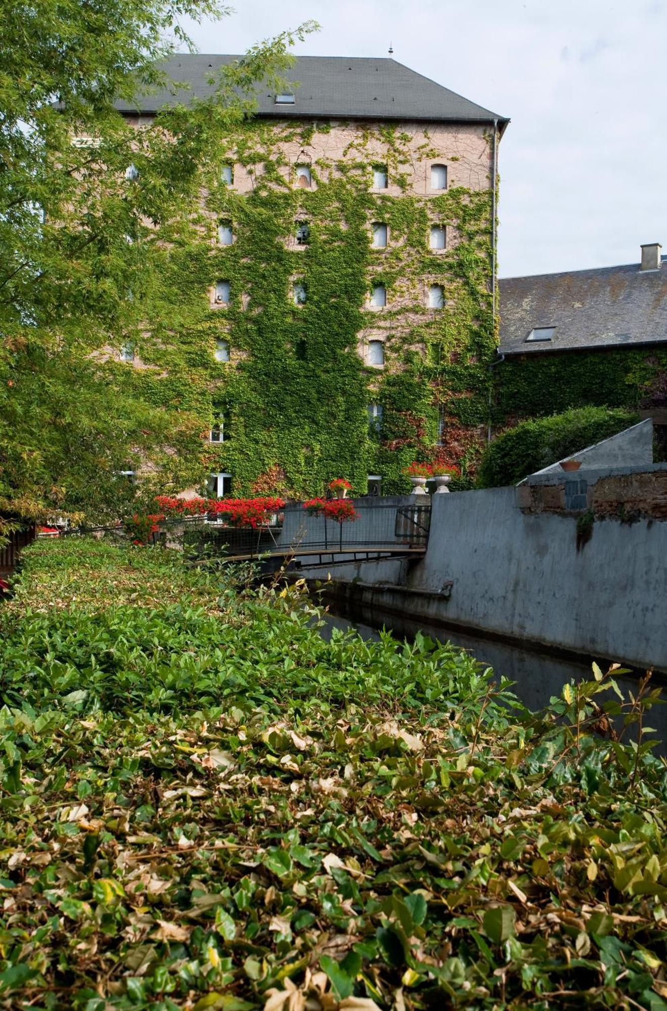 Auberge Du Moulin Marin Lapalisse Buitenkant foto